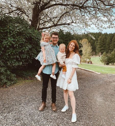 Jeremy Roloff with his partner and kids